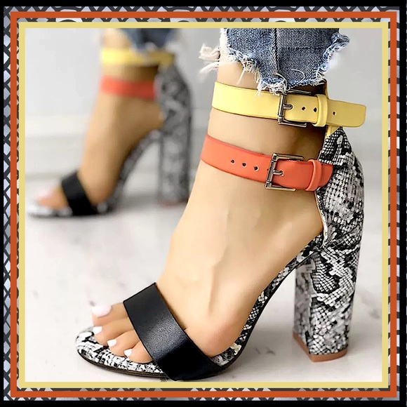 Boutique Shoes - Snake Print Dual Strap 4” Block Heels NWT